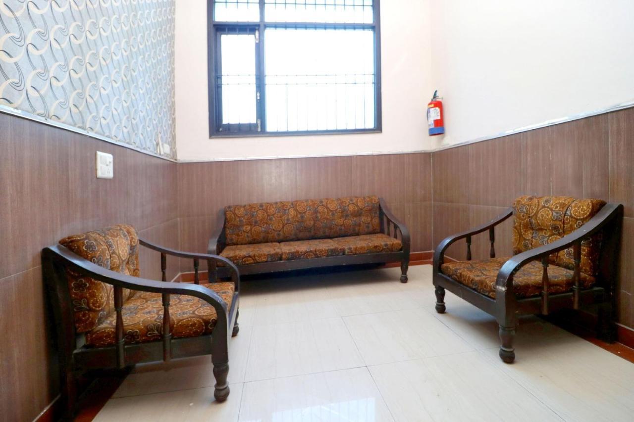 Spot On 43045 Hotel Vivek Plaza Shahpur  Bagian luar foto
