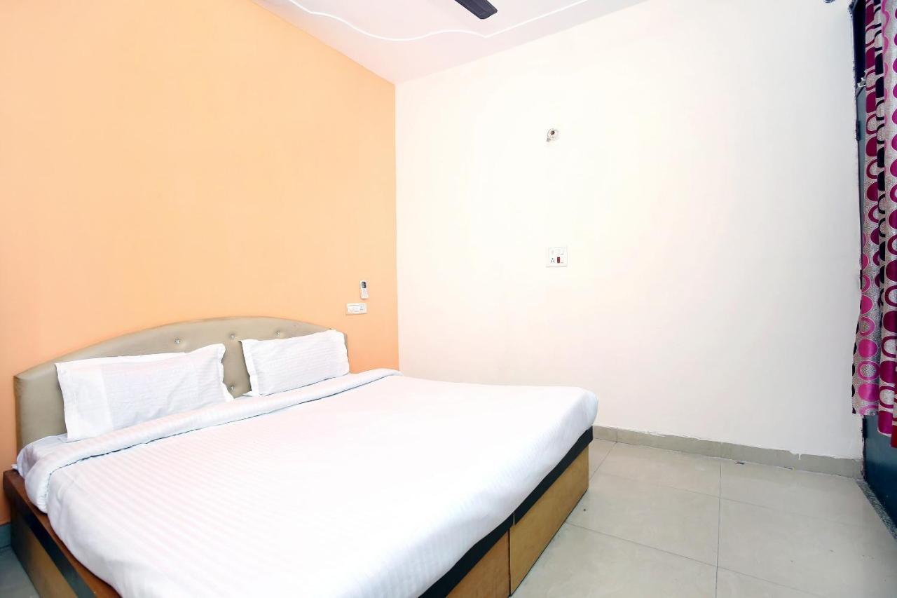 Spot On 43045 Hotel Vivek Plaza Shahpur  Bagian luar foto
