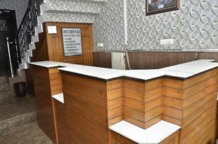 Spot On 43045 Hotel Vivek Plaza Shahpur  Bagian luar foto